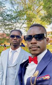 A stripper is suing Tekashi 6ix9ine for allegedly hitting her with a  champagne bottle https://bit.ly/3pYXqdB