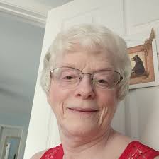 What size will my Bernedoodle puppy be at different ages?