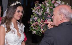 Tocci terminou em dezembro seu casamento de sete anos com o empresário felipe maricondi, com quem teve maya, 2. Parceira De Bancada De Boechat Lamenta Dor Enorme Ofuxico