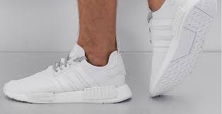 Adidas sneaker damen sale (18). Release Adidas Nmd R1 Mit Reflektierendem Obermaterial Defshop Magazin