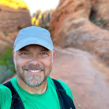 Christine Yeoman's Instagram, Twitter & Facebook