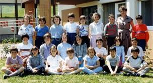 Témoignage de particuliers ayant fait appel à eldotravo pour une rénovation de salle de bain. Photo De Classe Classe De Mme Bru 1985 1986 De 1986 Ecole Georges Brassens Lapeyrouse Fossat Copains D Avant