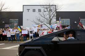 Elon Musk is stealing our money': Hundreds protest at 227 Tesla US  locations, want him to quit his government job | Today News