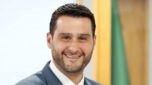 Quién es Arturo Serrano Meneses? Ex titular del Órgano de Control de la FGR