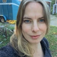 Heather Roberson's Instagram, Twitter & Facebook