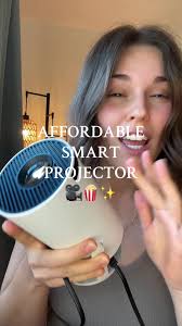 MINI ED ECONOMICO, IL PROIETTORE DA AVERE A CASAA MENO DI 100€ #proiet...