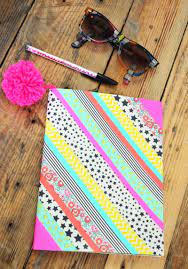 couverture de cahier personnalisee avec du masking tape guide astuces couvertures de cahier cahier personnalise couverture de carnet