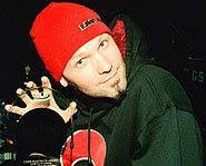 Fred later married at age 20 and had a daughter name adriana durst. Fred Durst Perfil De Musico