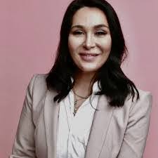 Dawn Camacho's Instagram, Twitter & Facebook