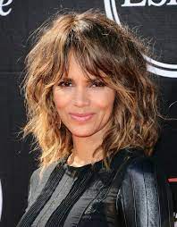 Halle Berry Medium Hair Styles Curly Hair With Bangs Curly Hair Styles
