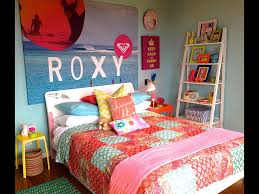 This is a great atmosphere for a bedroom. Pin On Emma S Room
