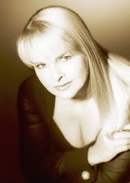 1 WELCOME TO THE OPERA!