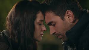 Urmăriți noul serial turcesc lacrimi la marea neagra episodul 65 online din 9 decembrie 2019. Lacrimi La Marea Neagra Episodul 51 Rezumat Seriale Turcesti