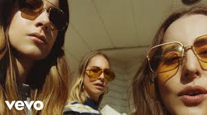 Things to Do in Miami: Haim at FPL Solar Amphitheater May 9, 2022