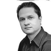 Edwin Toscano's Instagram, Twitter & Facebook