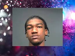 Police Arrest Fugitive, Find Guns At Fort Lee Motel: Police