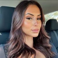 Isabelle Allison's Instagram, Twitter & Facebook