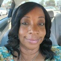 500+ "Holts" profiles