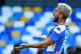Napoli Mertens A Caccia Di Maradona Gol Numero 111 In Azzurro Foto Sportmediaset