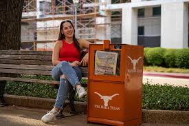 Associate social media editor finally logs off of all Daily Texan accounts  – The Daily Texan