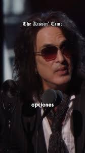 Robert Warzecha's Instagram, Twitter & Facebook