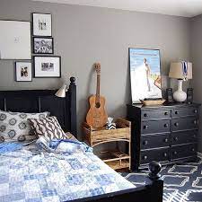 25 Cool And Cozy Teenage Boy Bedroom Ideas For Your Beloved Son Boy Room Paint Teenager Bedroom Boy Traditional Bedroom Furniture