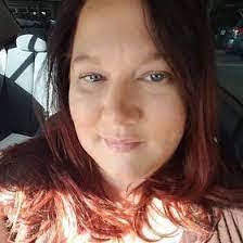 Deidre Johns's Instagram, Twitter & Facebook