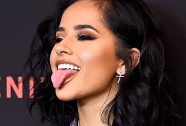 Maluma, karol g, natti natasha & arcangel on 5/8/2021, at americanairlines arena in miami, fl. Ardiente Trio De Reguetoneras Karol G Natti Natasha Y Becky G Se Apoderaron De Instagram La Opinion