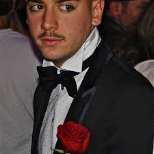 Sara Barnaba` (@LSarabp)