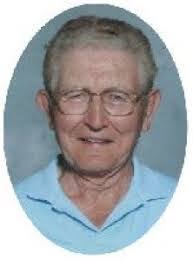 Dennis Wunderlich's Instagram, Twitter & Facebook