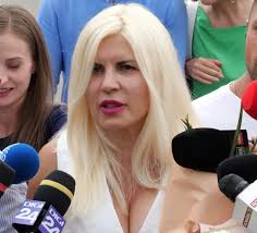 Am citit biblia. Mi-am înțeles greșelile!” Elena Udrea spune că s-a  reîntors la credință în închisoare și a vorbit despre păcatul pe care l-a  făcut: „Dacă știam că asta mă va despărți