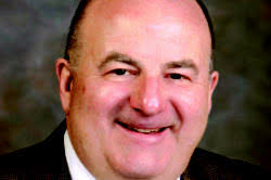 Tom Slagle's Instagram, Twitter & Facebook