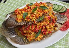 Goreng ikan gurame dalam minyak panas dan banyak hingga. Rasamasa Pecak Ikan Gurami