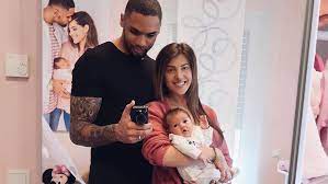 Noch dieses jahr wandern sarah (29) und dominic harrison (29) sowie ihre zwei kinder mia (3) und kyla nach dubai aus. Frische Mutti Sarah Harrison Denkt Bereits An Nachstes Baby