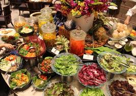 Warisan tradisi di serena buffet will be available from 6 may 4 june 2019, priced at rm 188 (adult) and rm 69 (child) for weekdays, and rm 158 (adult) and rm 55 (child) for weekends. Mandarin Oriental Buka Puasa Grand Buffet Kuala Lumpur Malaysia The Yum List