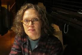 Curtain Raisers: The Multiple Identities of a One-Man Show