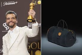 Wagner Moura ganhou sacola com brindes no Globo de Ouro - 12/01/2026 -  Celebridades - F5