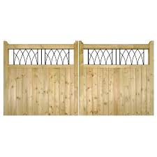 Wooden gates for entrances, farms, and livestock. Staffordshire Wooden Estate Gates 6ft High Cannock Gates
