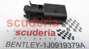For each additional watt used by the system, the temperature increases above ambient in proportion to the thermal resistance of the cooling system. Bentley 1j0919379a Ambient Temperature Sensor Flat Contact Housing Scuderia Car Parts