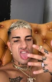 Wayne Storie's Instagram, Twitter & Facebook