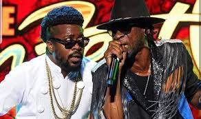 The hosts of the mix welcome special guest snoop dogg and discuss hot topics from the past week: Beenie Man Bounty Killer Among 43 Artists Gets Shares In Triller After Verzuz Sale Urban Islandz