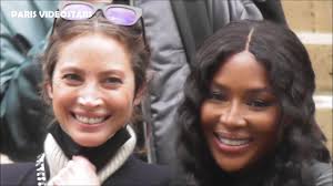 (photo by pierre suu/gc images) Supermodels Christy Turlington Naomi Campbell Fendi Show Paris 27 January 2021 Fashion Week Youtube