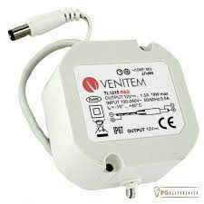 L'involucro esterno è realizzato in plastica di alta qualità. Venitem Alimentatore Trasformatore Impermeabile Ip67 12volt 12v 1 5a