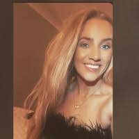 Mandy Egan's Instagram, Twitter & Facebook