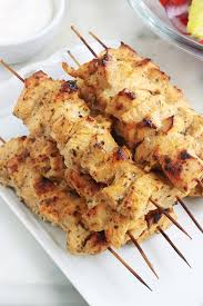 Chich Taouk Recette Brochettes De Poulet Marine Recette Recette Brochette Poulet Recettes De Cuisine Brochette Poulet