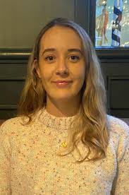 Abbie Evans's Instagram, Twitter & Facebook