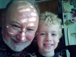 Mike Garth's Instagram, Twitter & Facebook