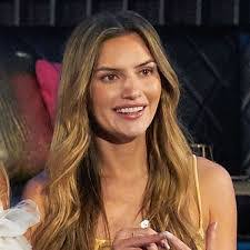 Katherine Izzo's Instagram, Twitter & Facebook