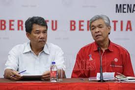 Untuk menjawat jawatan presiden umno yang baharu. Mohamad Laksana Tugas Presiden Umno Zahid Air Times News Network