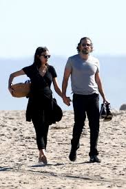 The official website of irina shayk. Bradley Cooper Irina Shayk Die Schone Und Der Beau Gala De
